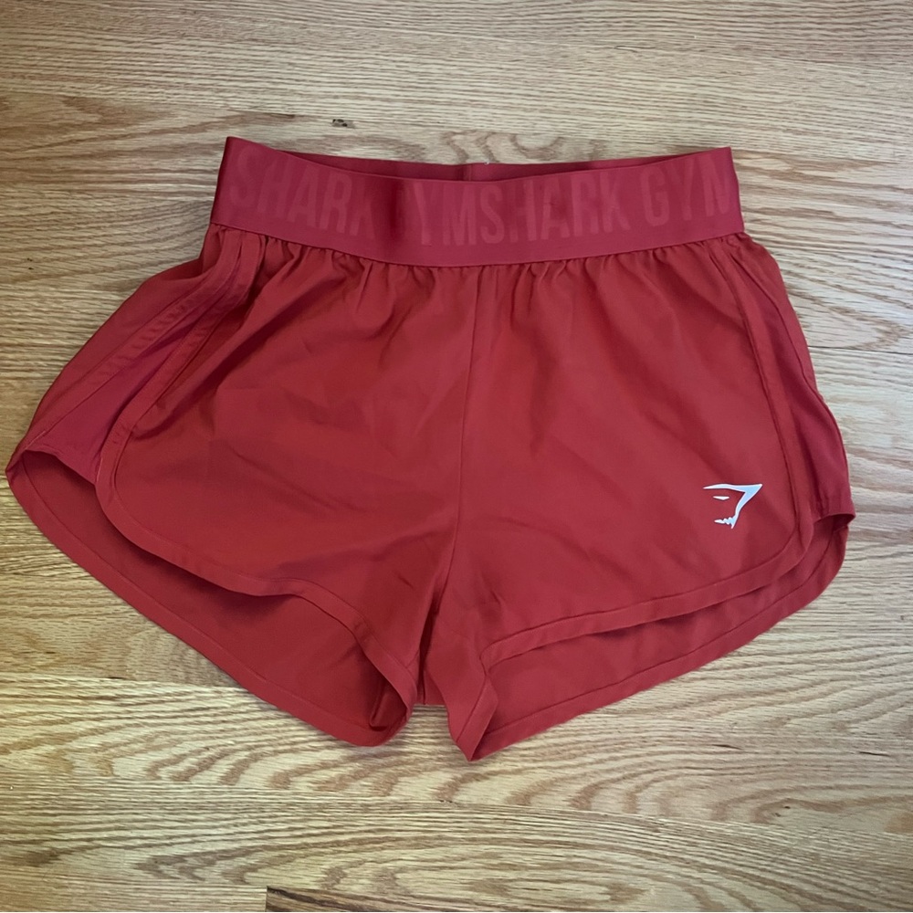 Gymshark Training Loose fit shorts size XS. Red.